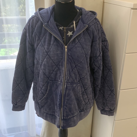 Forever 21 Premium Label Quilted Zip-Up Hoodie size L - NWT - Picture 12 of 17